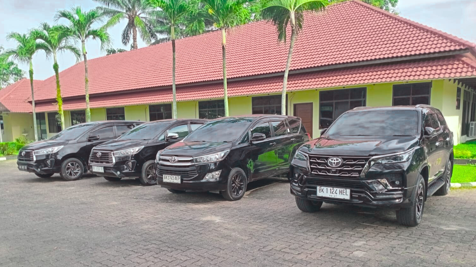RENT CAR MEDAN