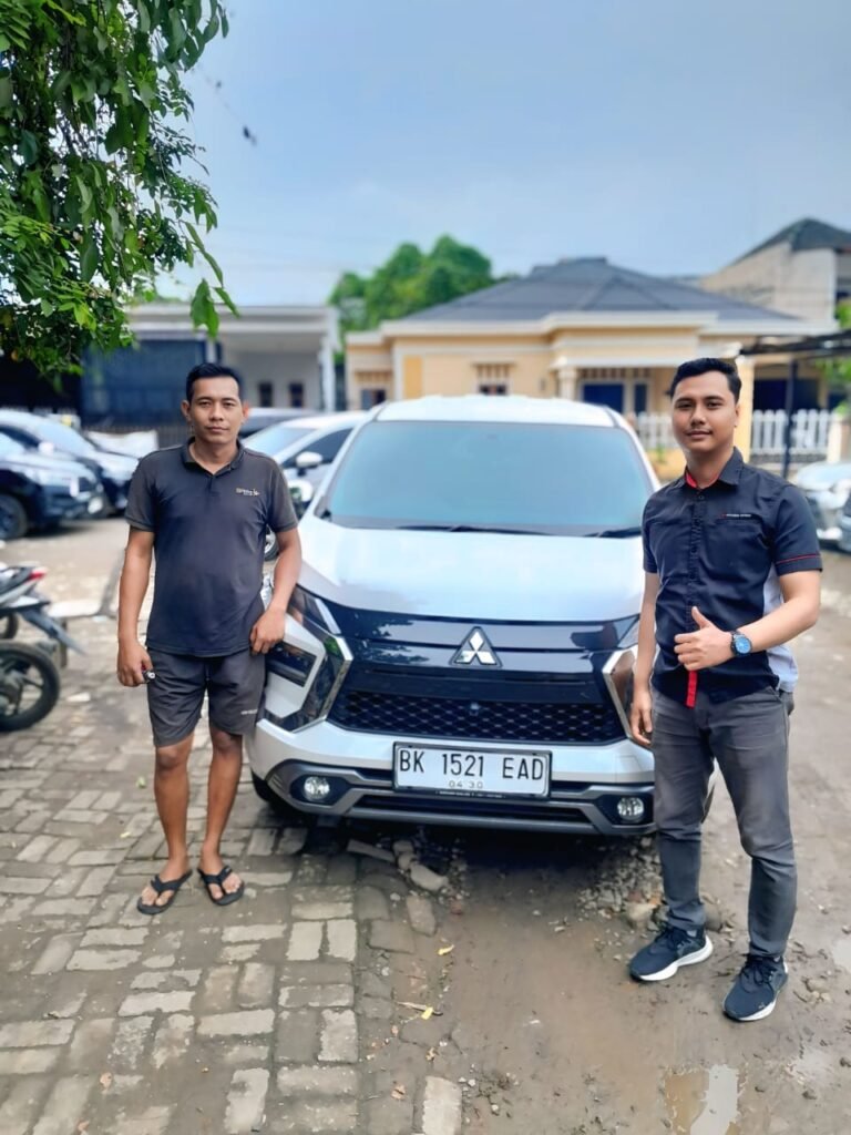 Perbedaan Rental Mobil Lepas Kunci vs Plus Driver
