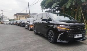 sewa mobil alphard medan