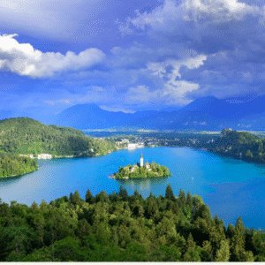 Sewa Mobil Medan ke Danau Toba