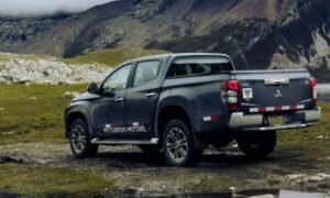 sewa mobil triton medan